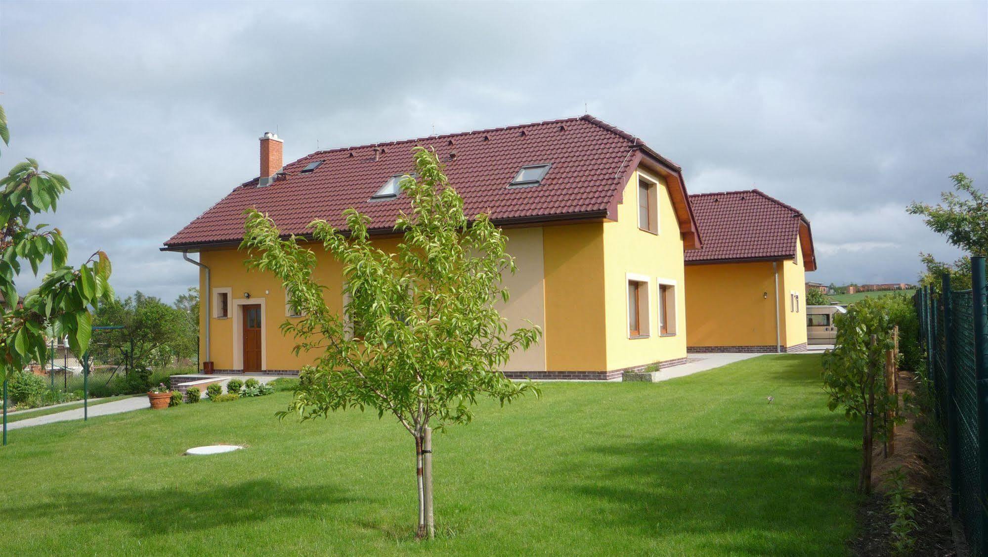 Apartmany Graf Chýně Eksteriør billede